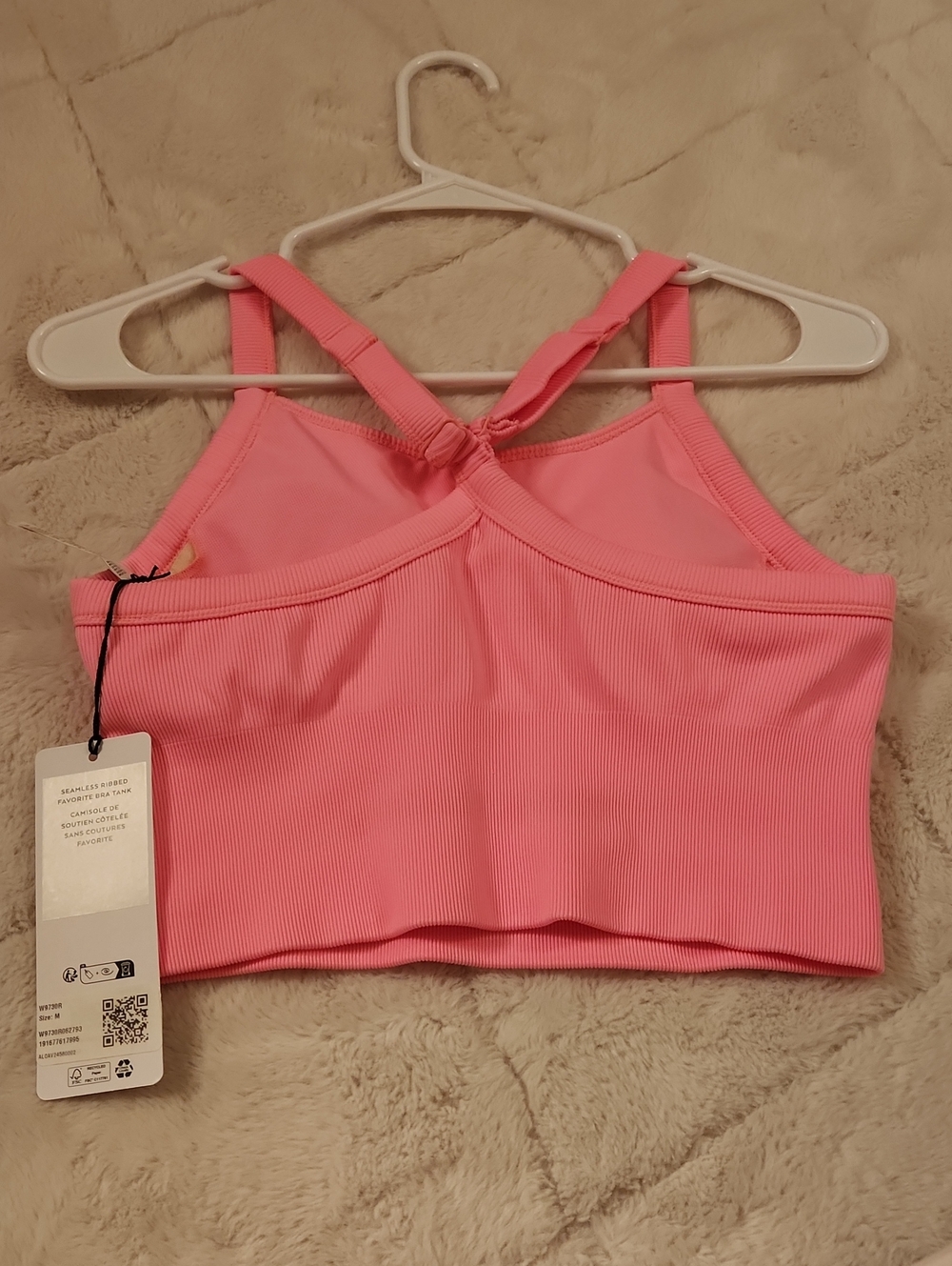 Alo Seamless Ribbed Favorite Tank Bra - Picture 3 of 6